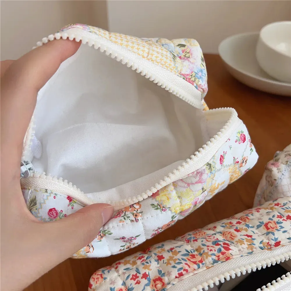 UAKISS  -  New Floral Cute Cosmetic Bags Makeup Brush Storage Bag Brushes Makeup Organizer Large Capacity Pencil Case Stationery Bags
